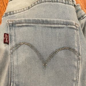 Levis Super Skinny Mid Rise Jeans